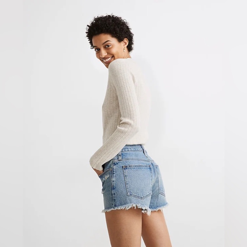 Madewell Relaxed Denim Shorts in Foxglen Wash Size 27 Button Fly L21 - Picture 4 of 10